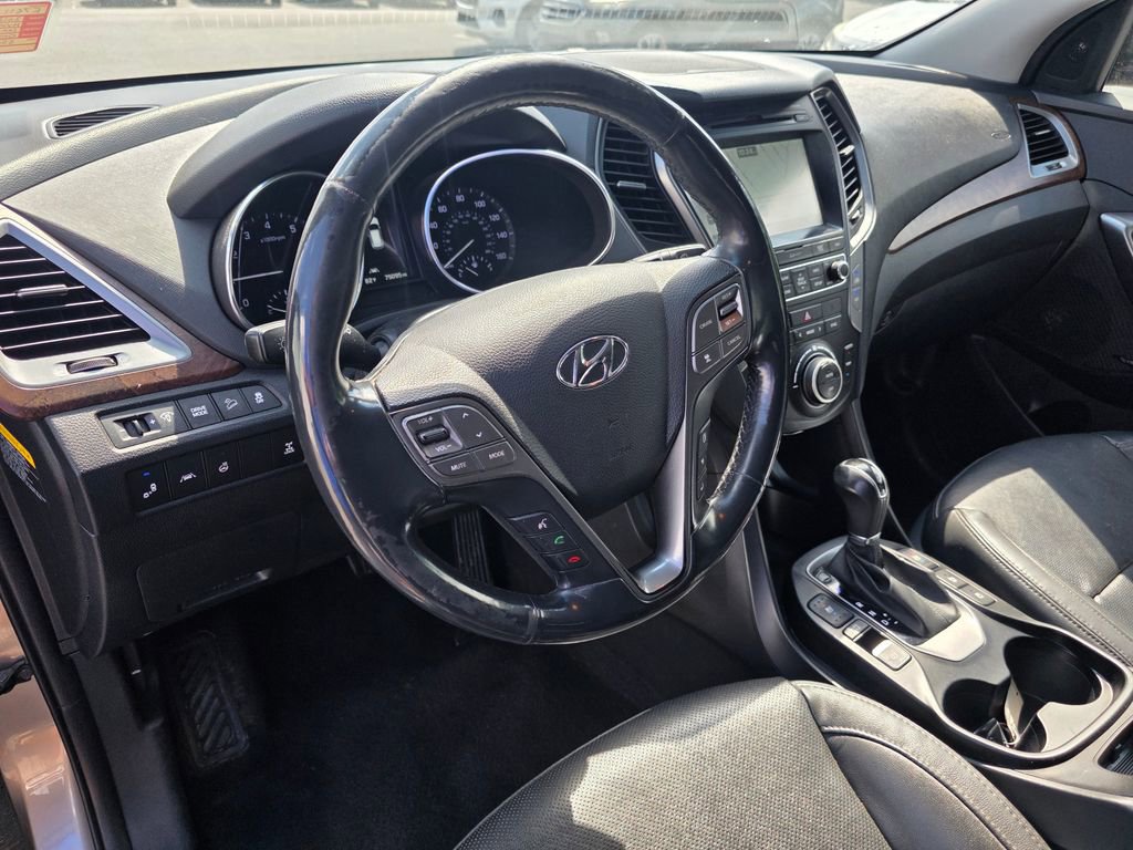 Used 2018 Hyundai Santa Fe Sport w/ 2.0T Ultimate Tech Package 05 AWD/4WD image 7