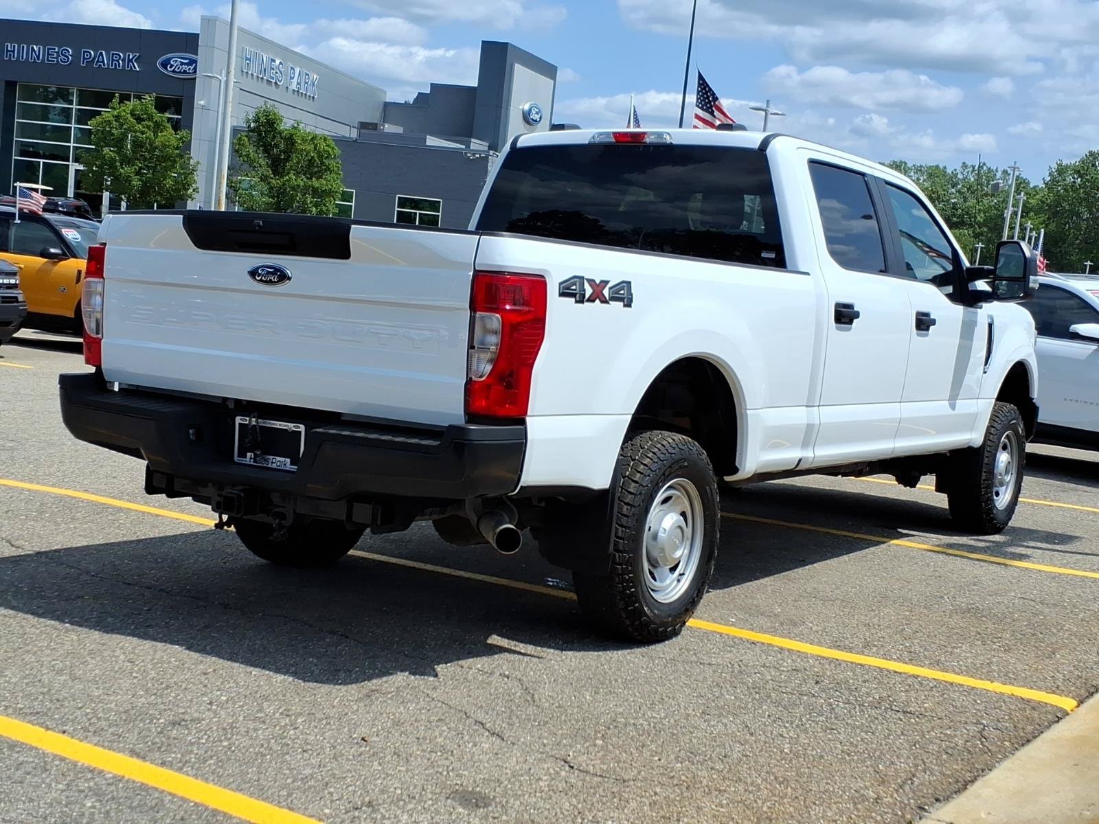 Used 2022 Ford F350 XL w/ Power Equipment Group AWD/4WD image 7