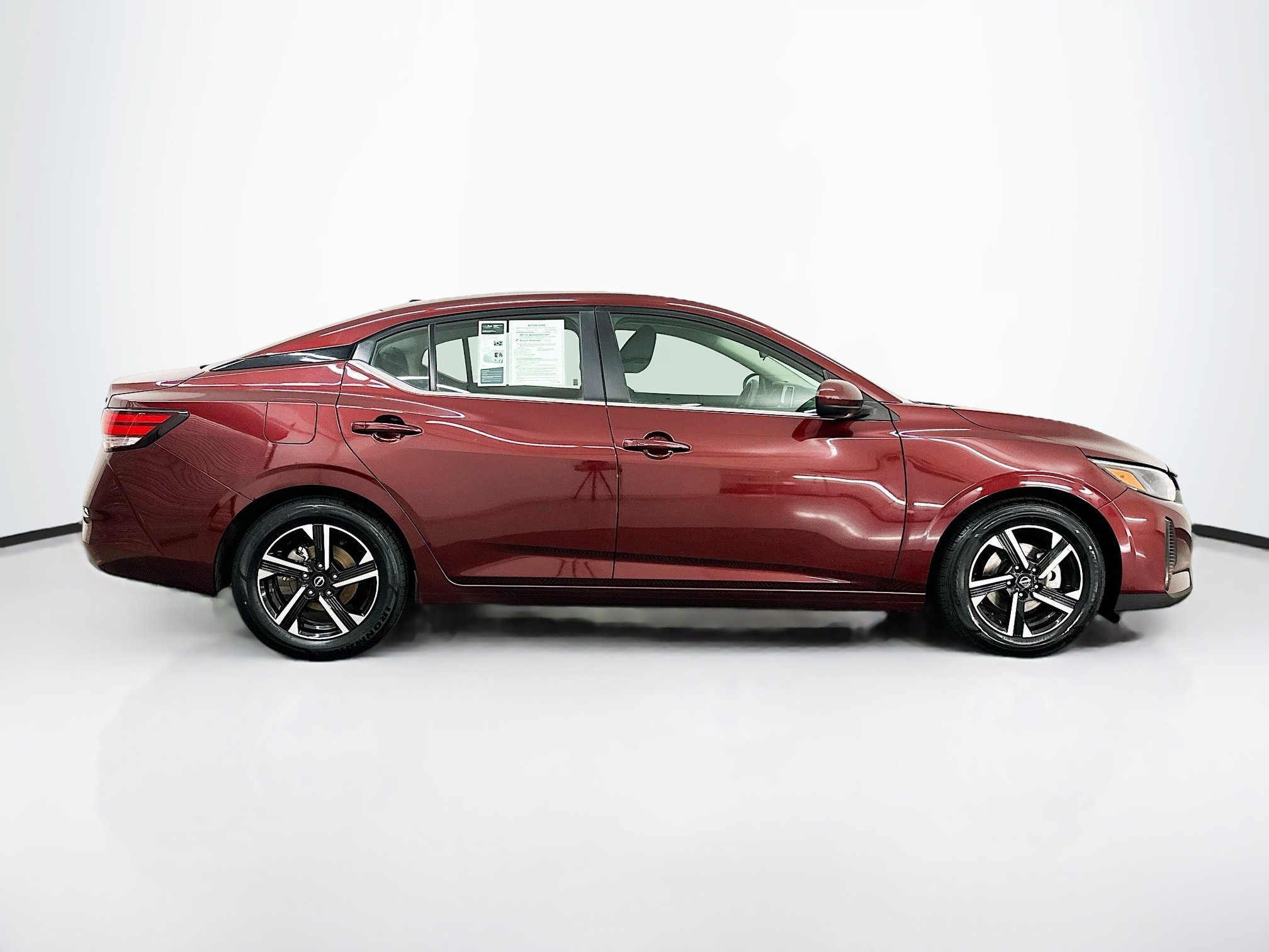 Used 2024 Nissan Sentra SV FWD image 10