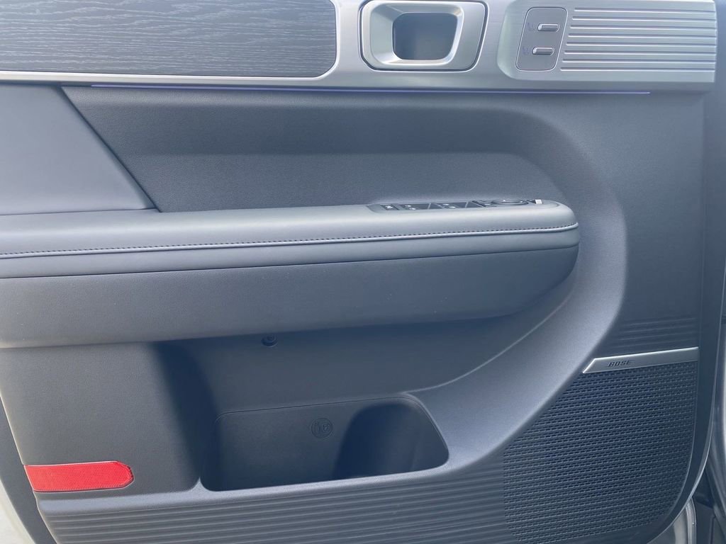 New 2024 Hyundai Santa Fe Calligraphy image 11