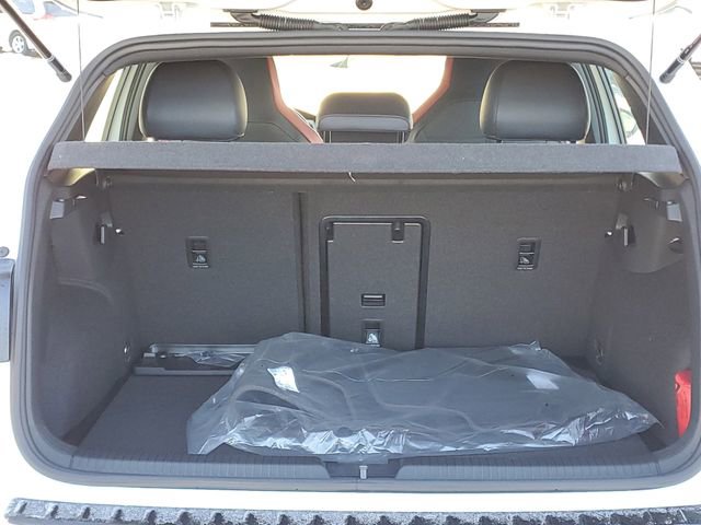 New 2026 Volkswagen GTI SE image 7