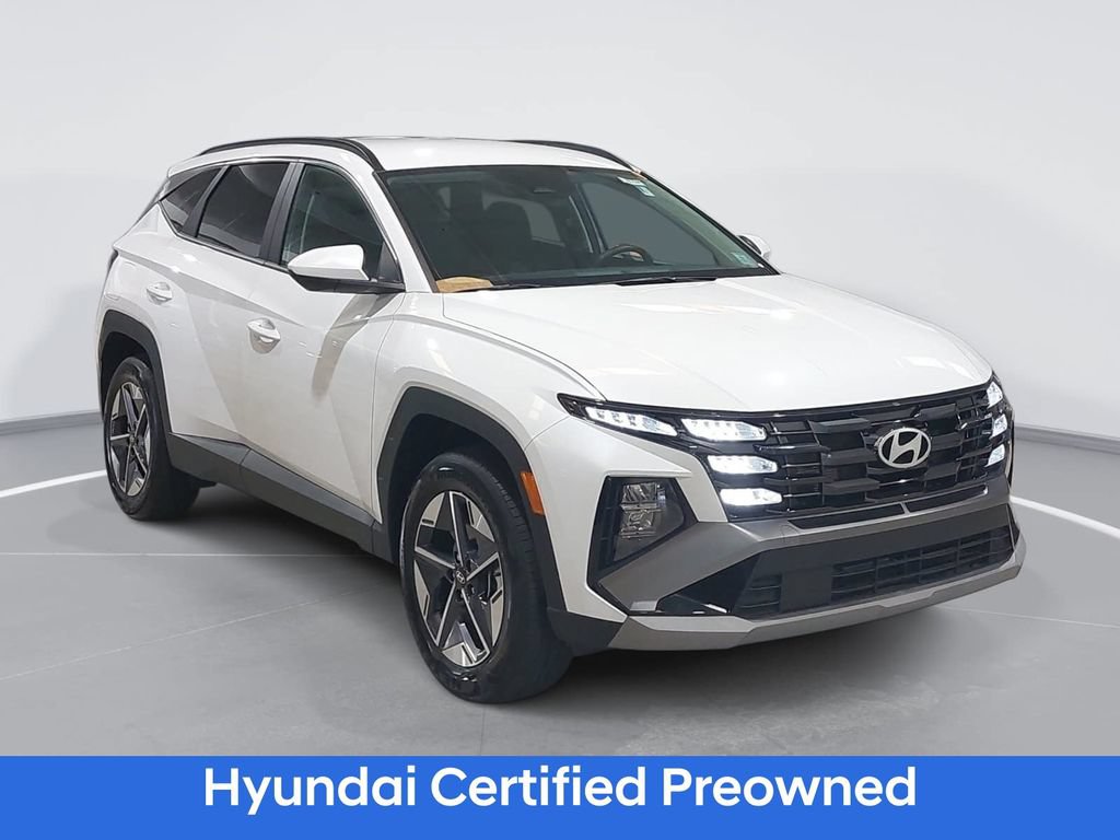 Certified 2025 Hyundai Tucson SEL AWD/4WD image 3