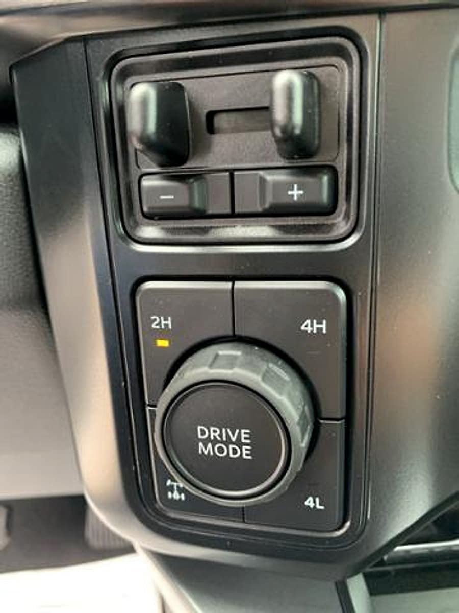 New 2024 Ford F250 Lariat w/ Lariat Ultimate Package AWD/4WD image 25