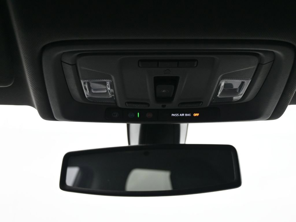 Used 2019 GMC Sierra 1500 SLT w/ SLT Premium Package image 44