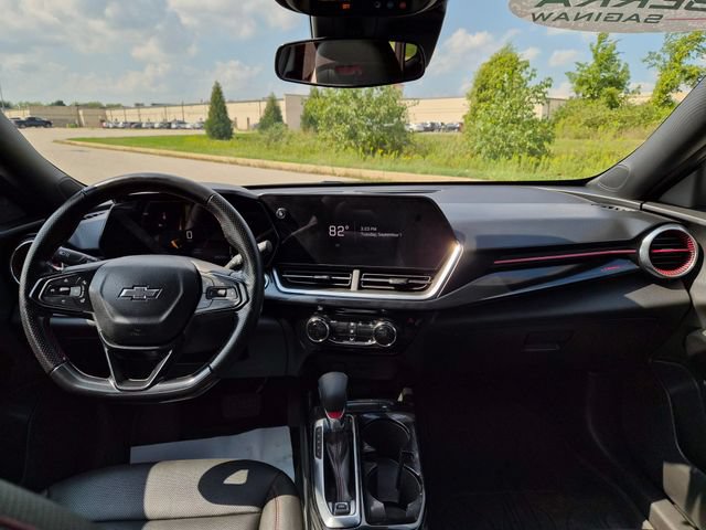 Used 2024 Chevrolet Trax RS w/ Sunroof Package FWD image 31