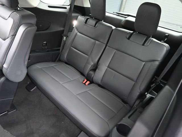 New 2025 Ford Explorer Active w/ Active Comfort Package image 26