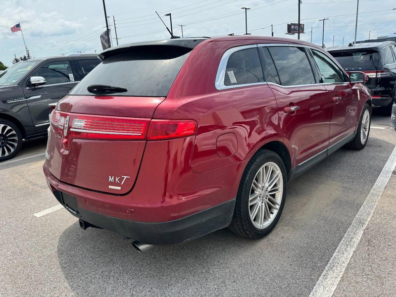 Used 2015 Lincoln MKT AWD w/ Equipment Group 201A image 3