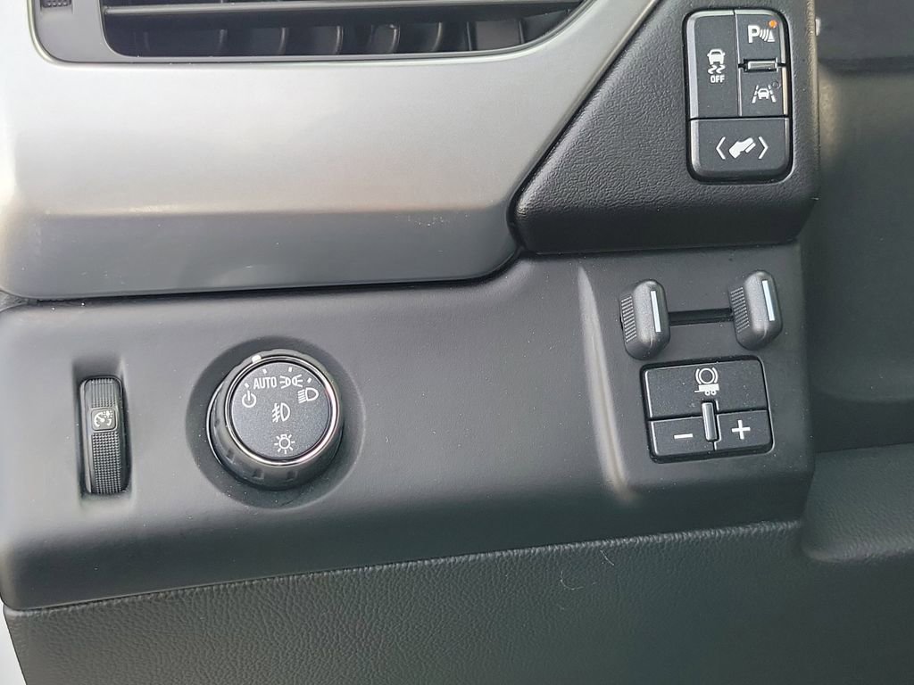 Used 2020 Chevrolet Tahoe LT image 20