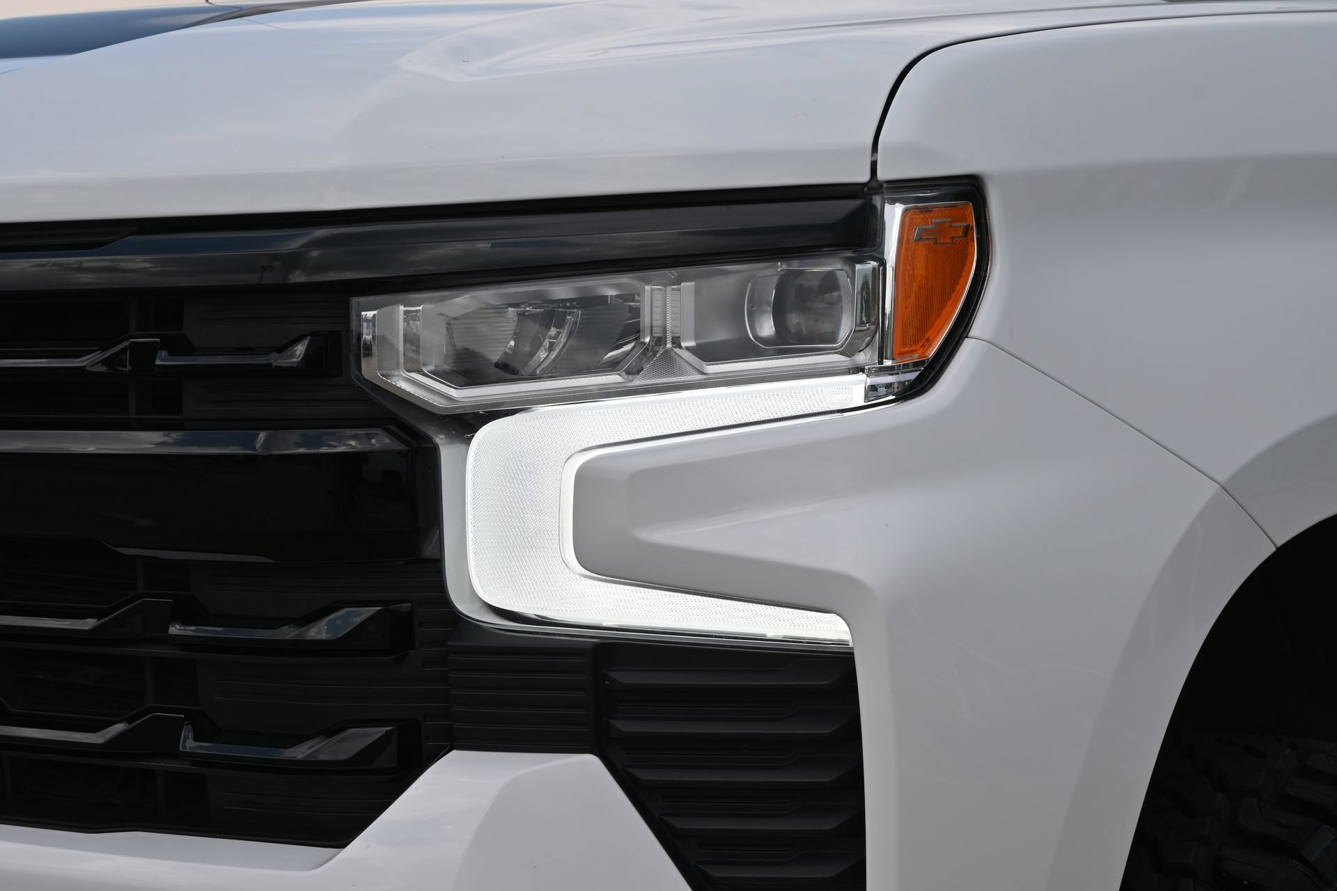 Used 2025 Chevrolet Silverado 1500 LT AWD/4WD image 28