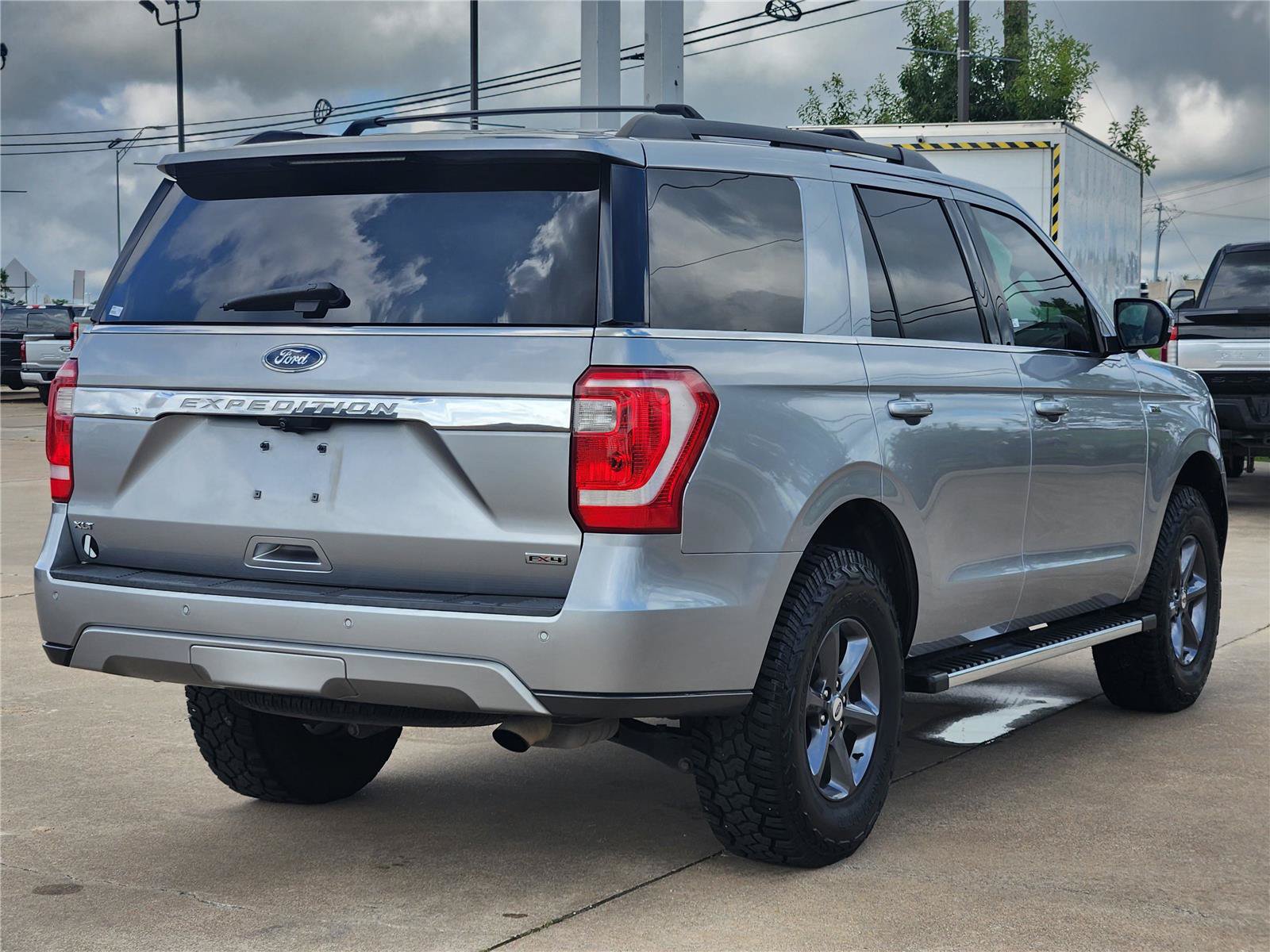Used 2021 Ford Expedition XLT AWD/4WD image 7