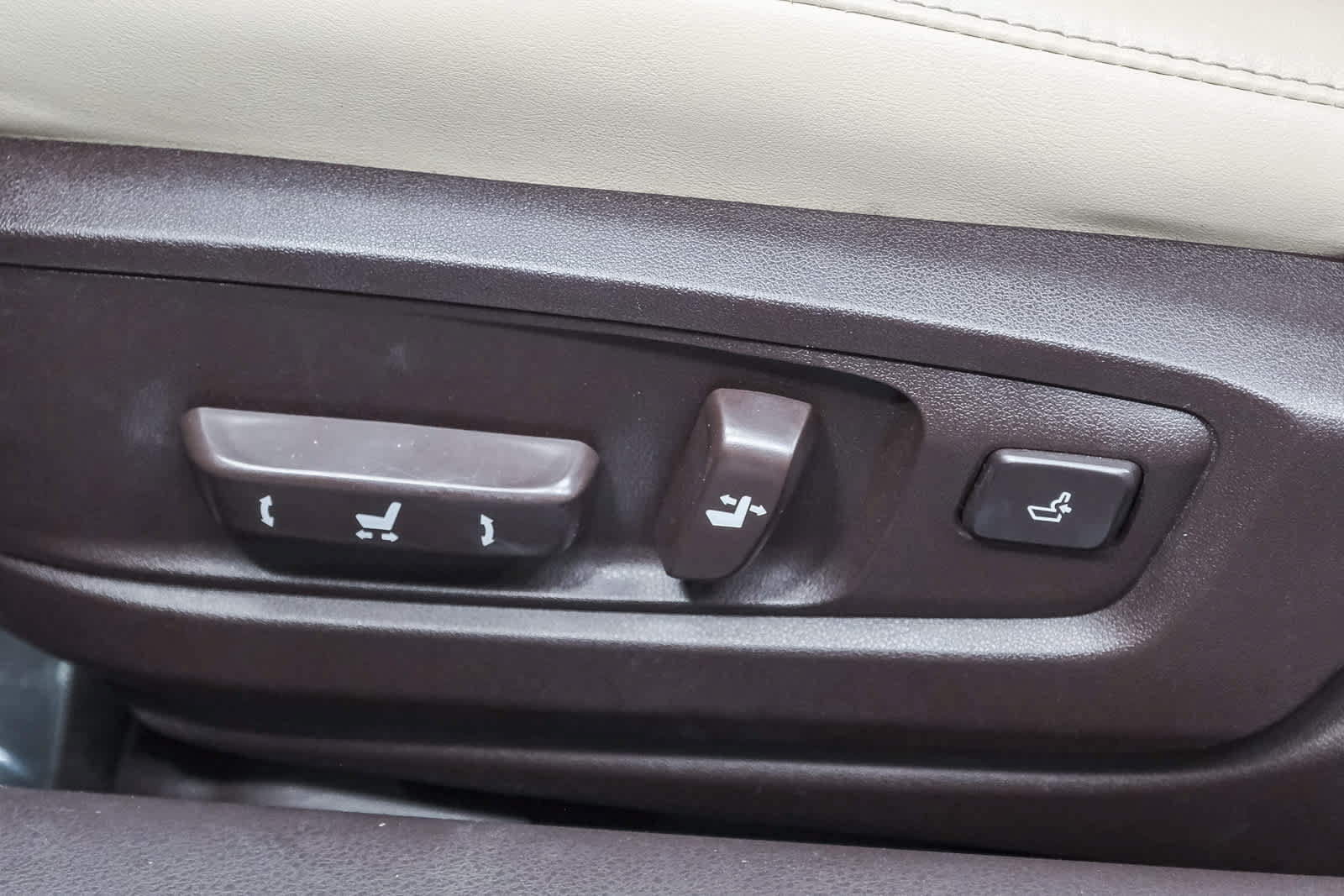 Used 2018 Lexus ES 300h w/ Navigation Package FWD image 28