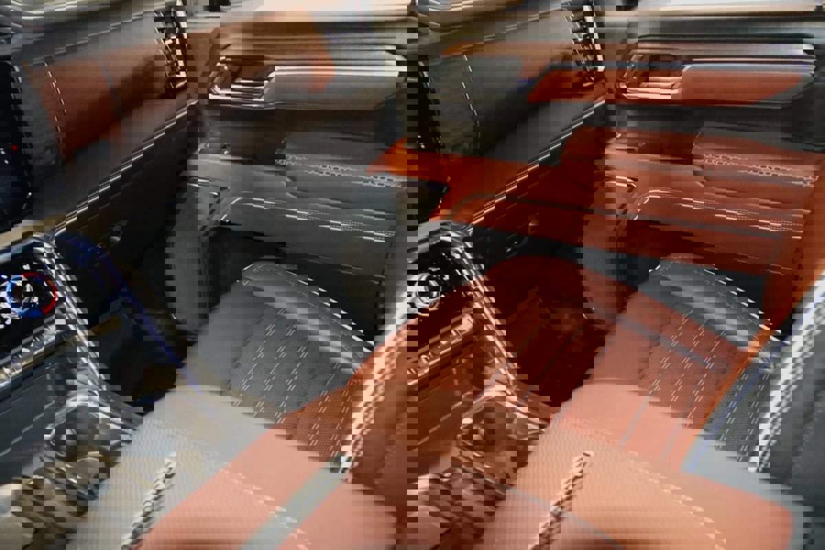 Used 2024 GMC Sierra 3500 Denali Ultimate image 68