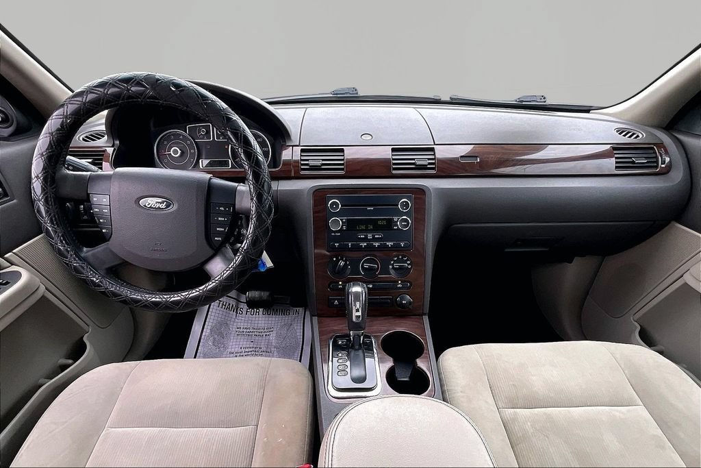 Used 2008 Ford Taurus SEL FWD image 7