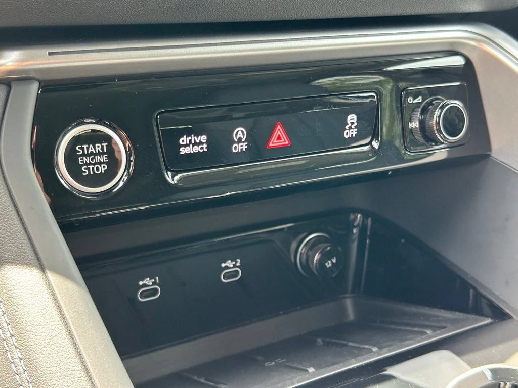 Used 2025 Audi Q5 Premium Plus AWD/4WD image 34
