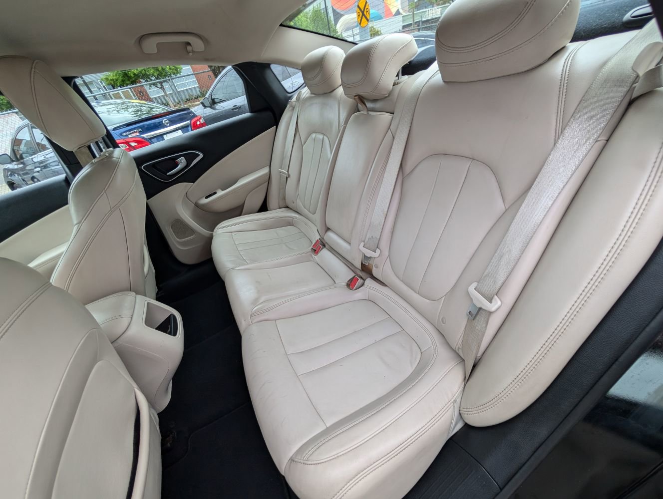 Used 2017 Chrysler 200 Limited Platinum FWD image 17