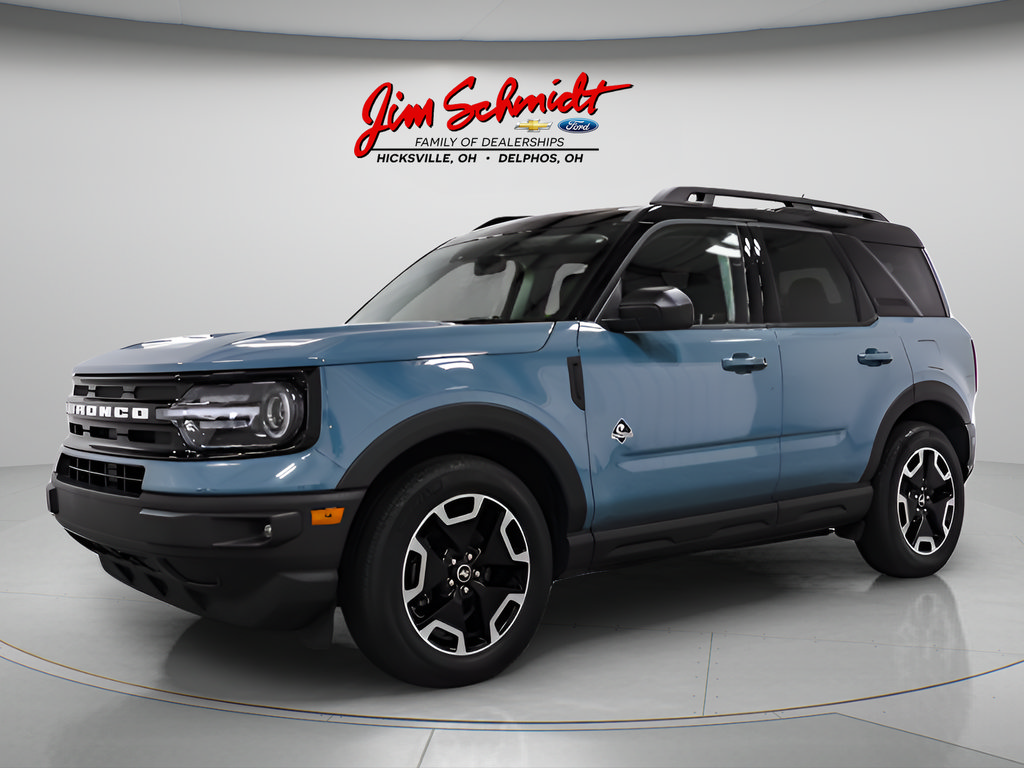 Used 2023 Ford Bronco Sport Outer Banks AWD/4WD image 3