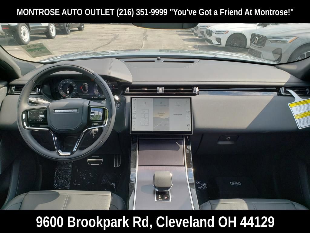 New 2026 Land Rover Range Rover Velar Dynamic SE image 7