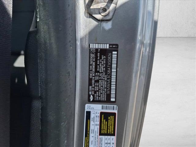 Used 2010 MINI Cooper Clubman Hardtop FWD image 8