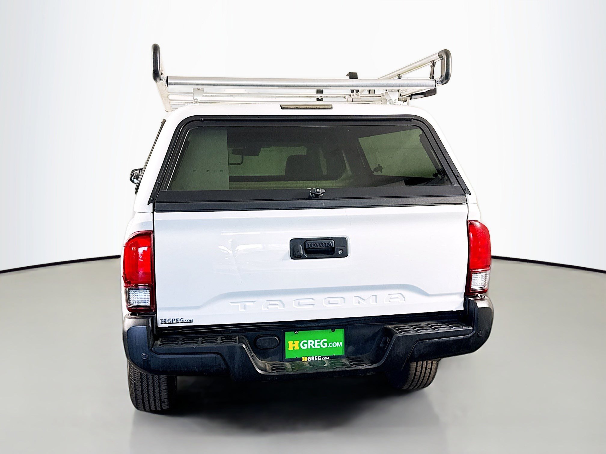 Used 2020 Toyota Tacoma SR RWD image 8