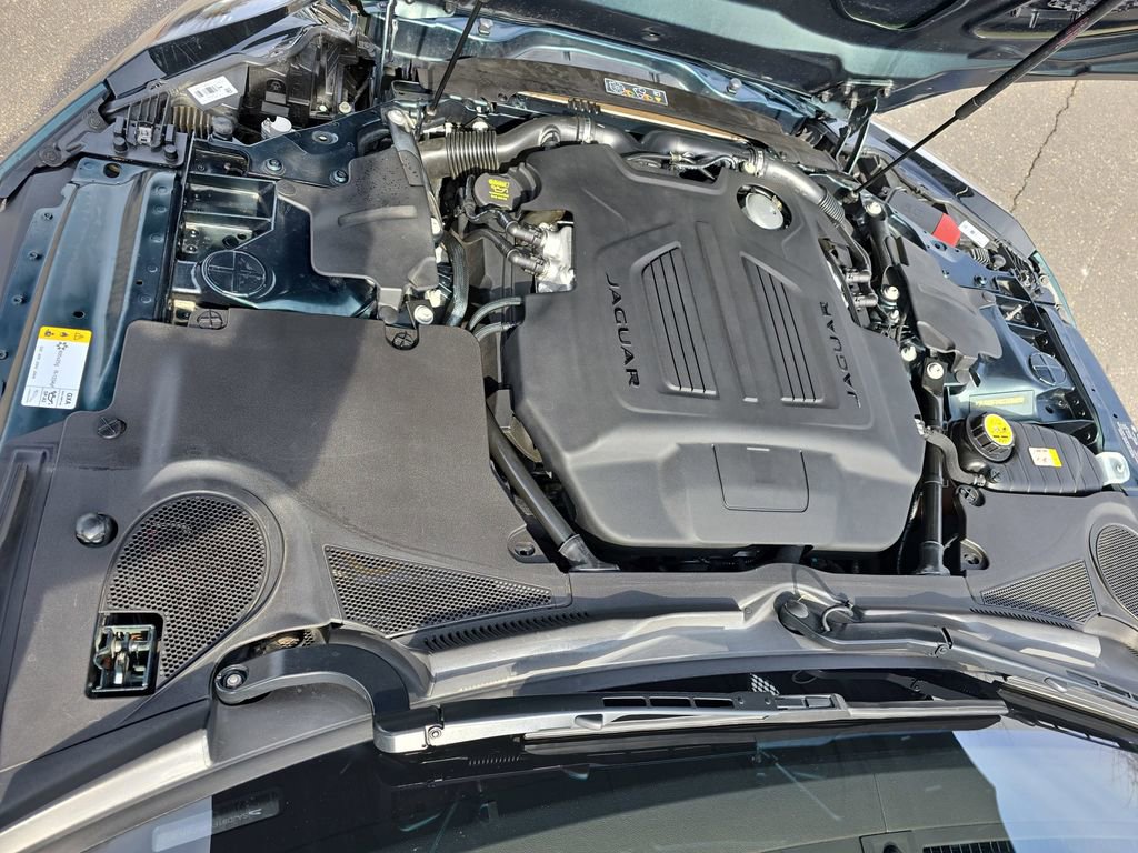 Used 2019 Jaguar F-TYPE R-Dynamic image 30