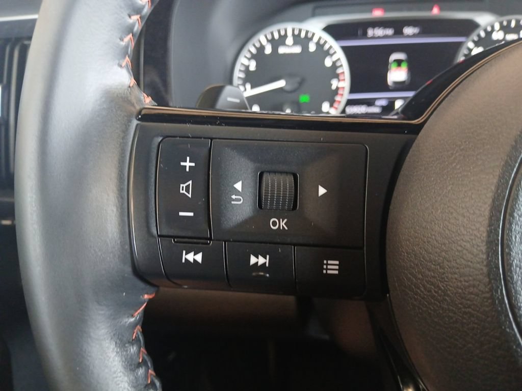 Used 2023 Nissan Pathfinder Rock Creek AWD/4WD image 17