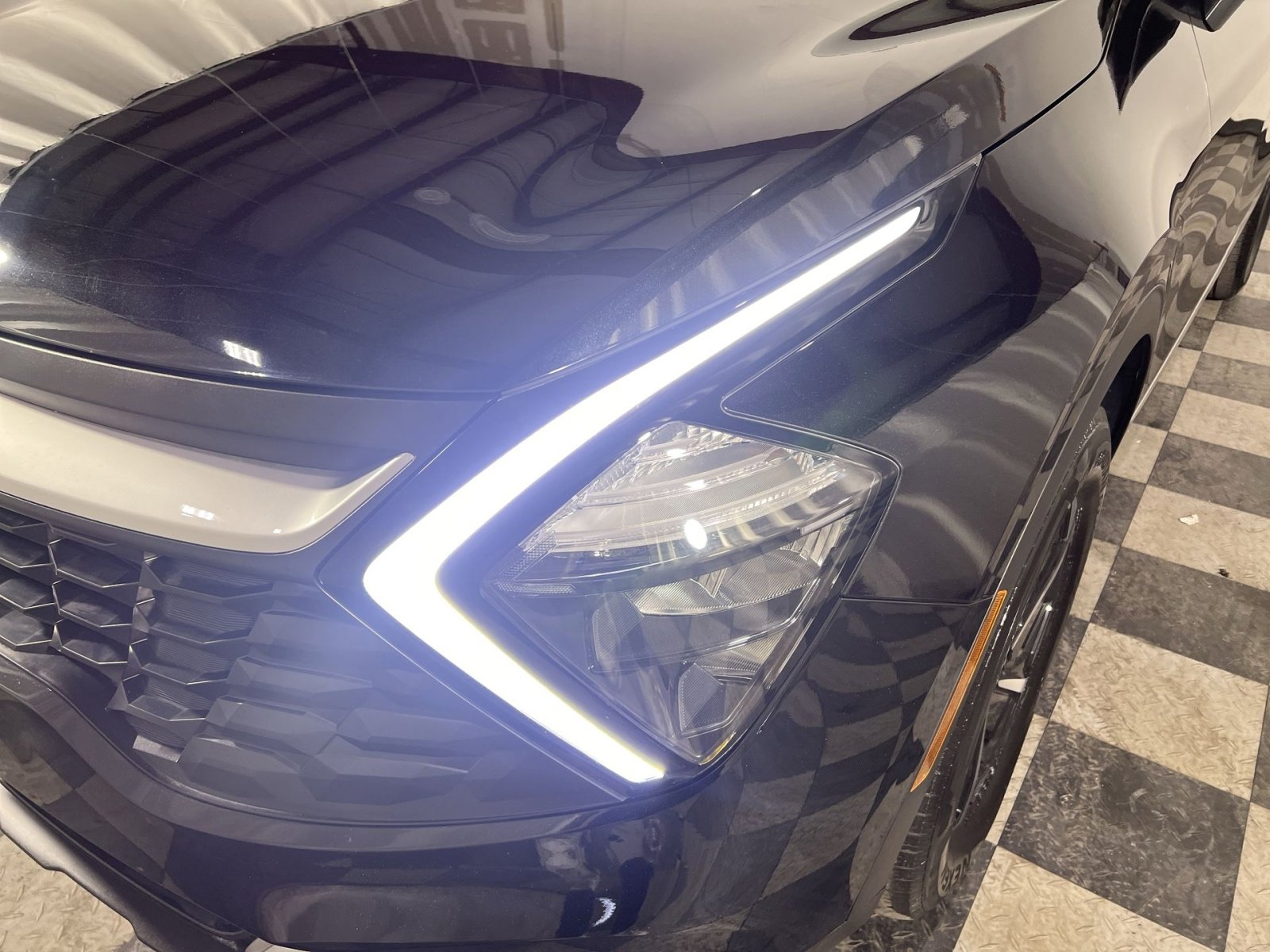 Used 2023 Kia Sportage LX image 14