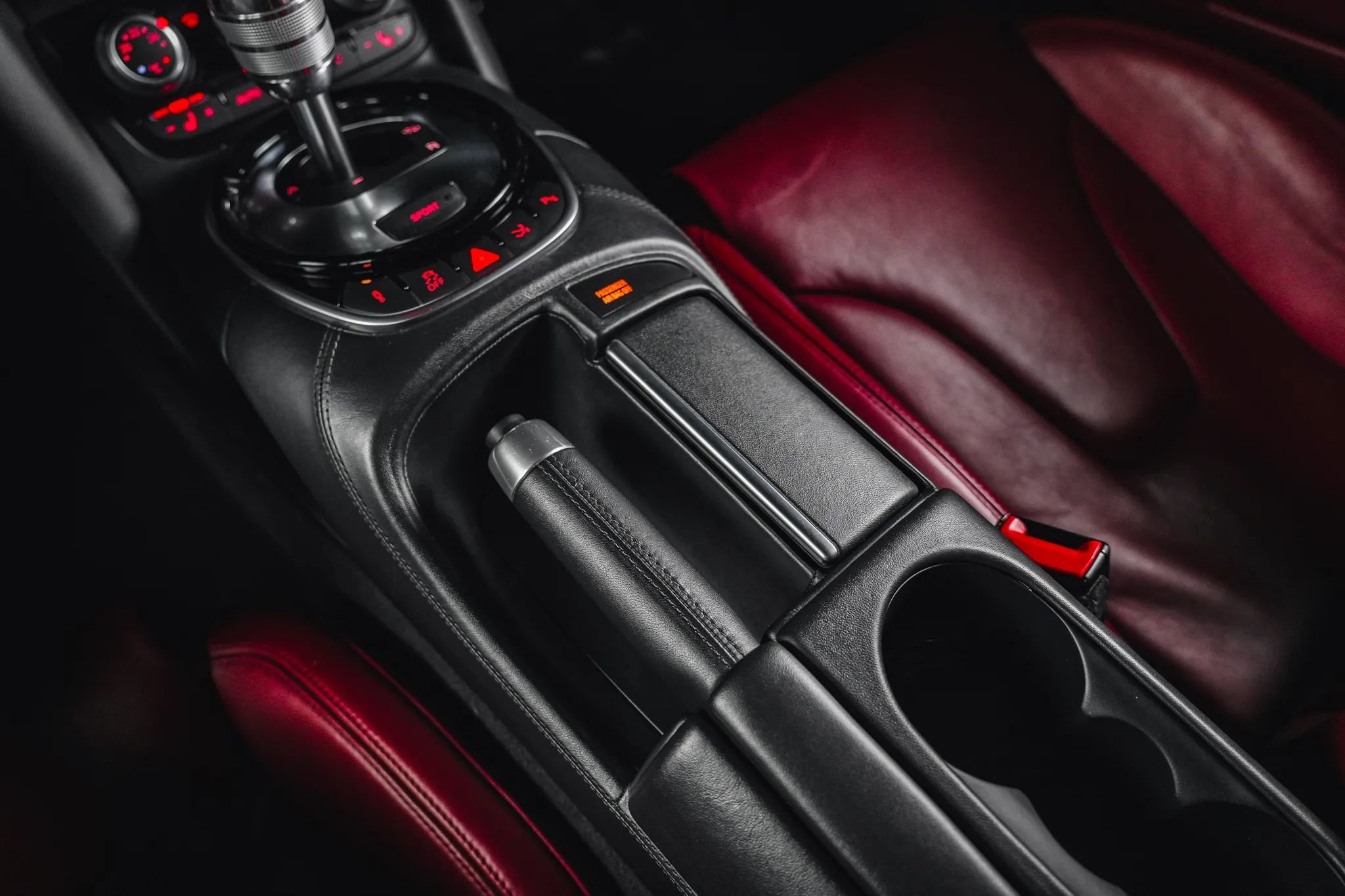 Used 2015 Audi R8 V8 image 55