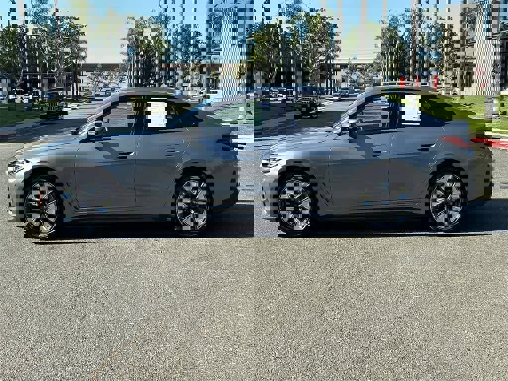 Used 2023 BMW i4 eDrive35 image 15