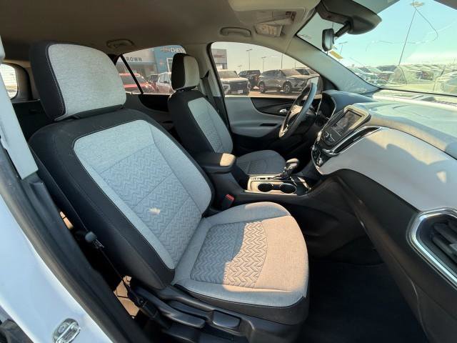 Used 2023 Chevrolet Equinox LS image 21
