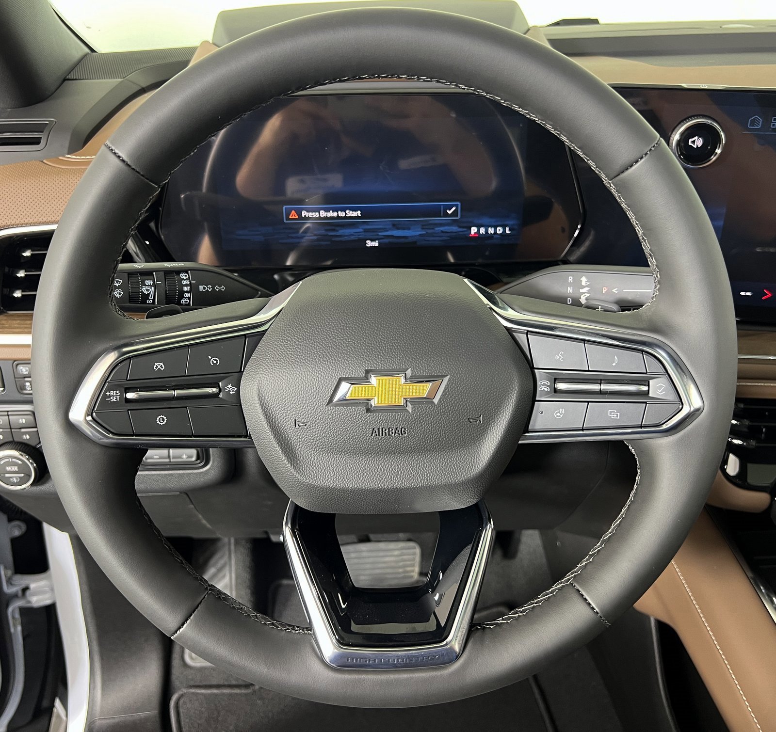 New 2026 Chevrolet Suburban High Country image 11