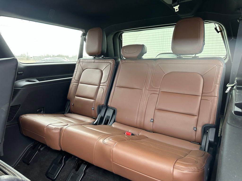 Used 2023 Lincoln Navigator L Reserve image 15