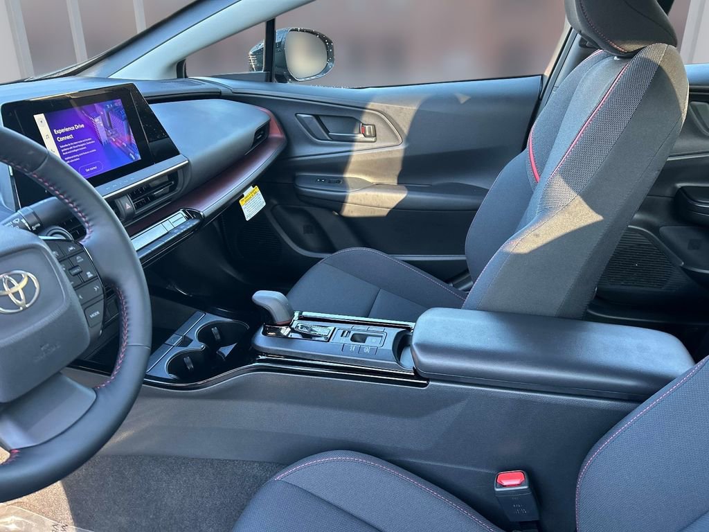 Used 2025 Toyota Prius Plug-In Hybrid image 20