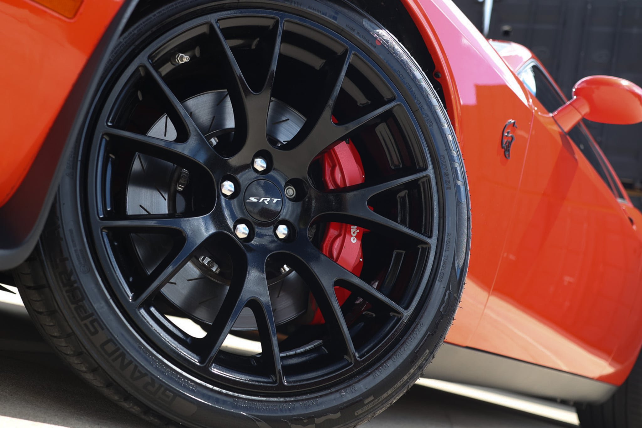 Used 2016 Dodge Challenger SRT Hellcat RWD image 40