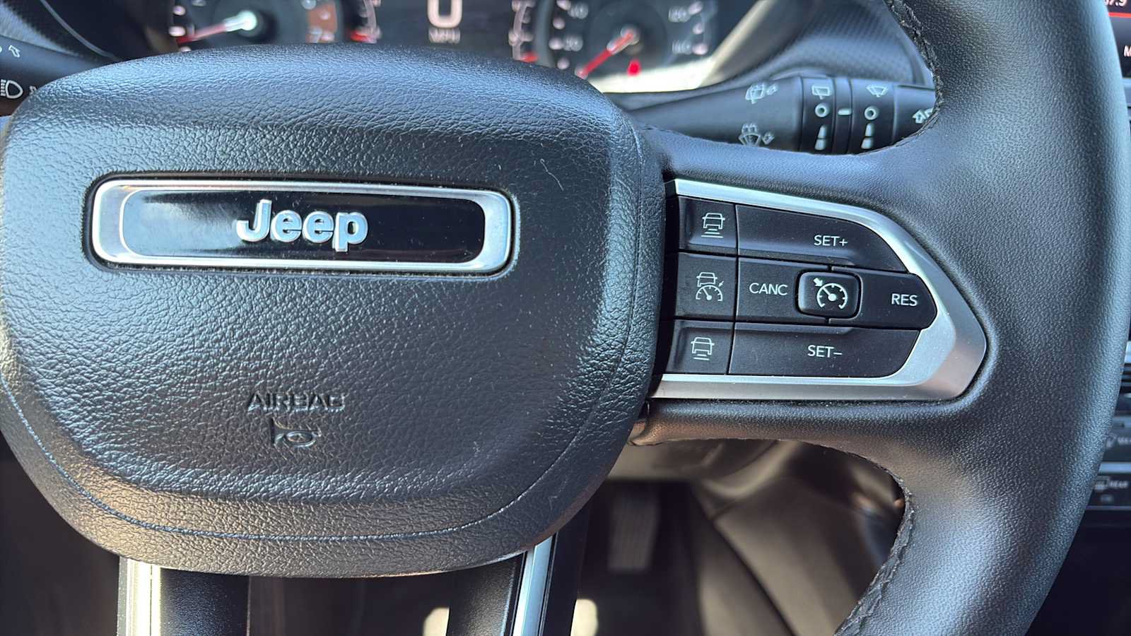 Used 2026 Jeep Compass Limited AWD/4WD image 10