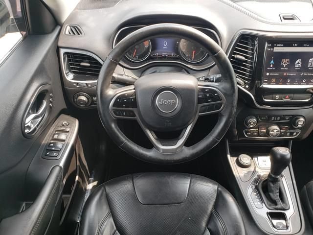 Used 2019 Jeep Cherokee Limited w/ Trailer Tow Group AWD/4WD image 18