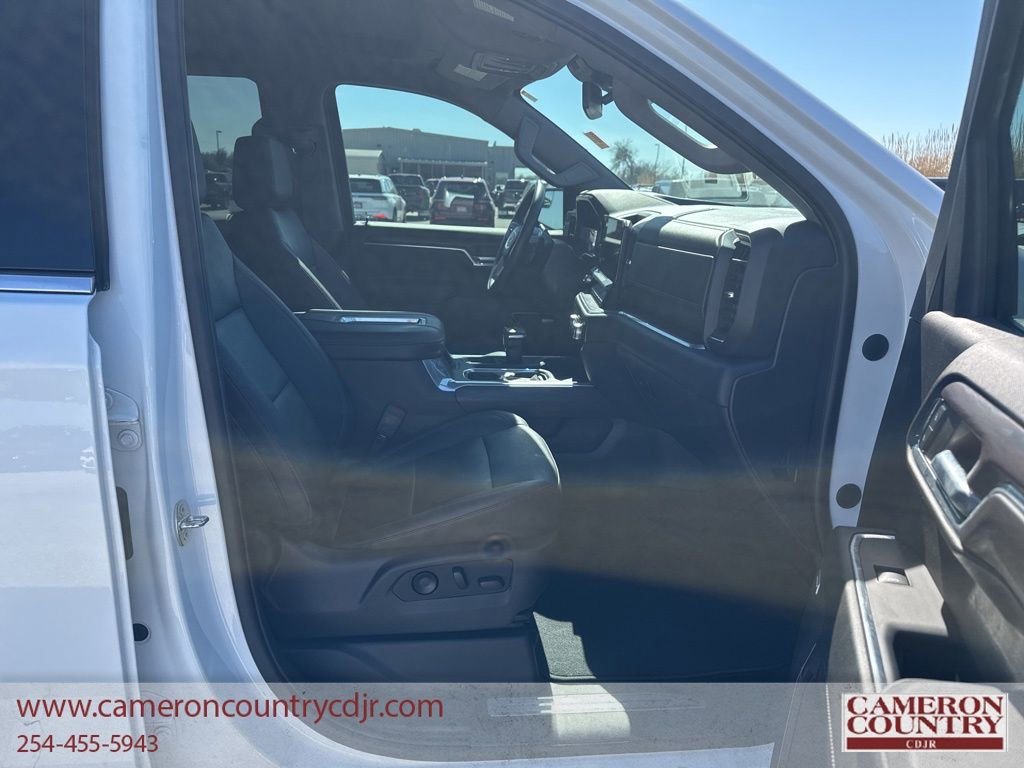 Used 2022 GMC Sierra 1500 SLT w/ SLT Convenience Package image 12