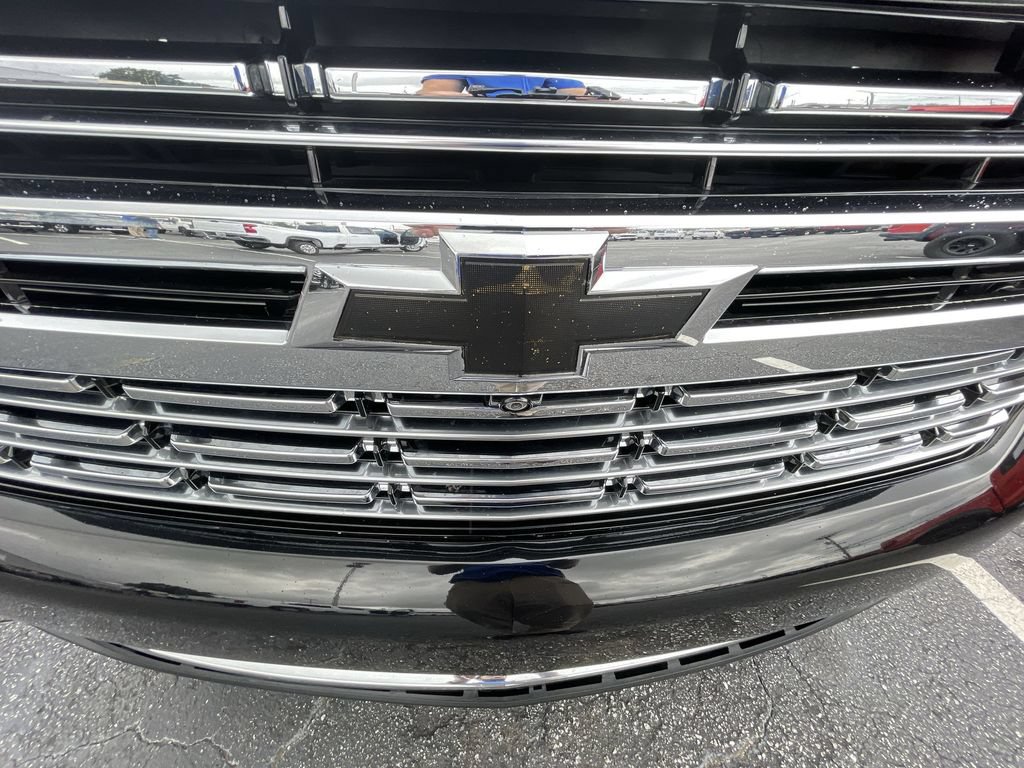 Certified 2021 Chevrolet Suburban Premier w/ Premium Package RWD image 32