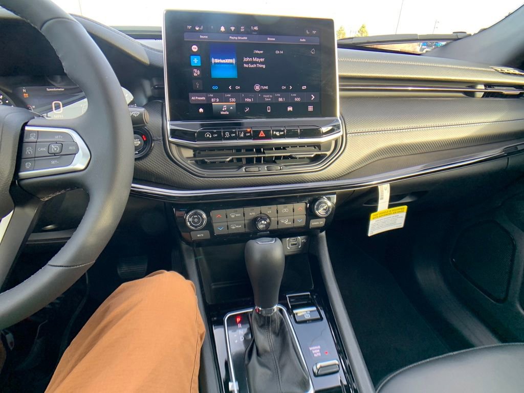 New 2026 Jeep Compass Limited image 18