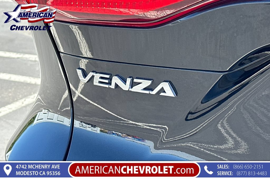Used 2024 Toyota Venza LE AWD/4WD image 38