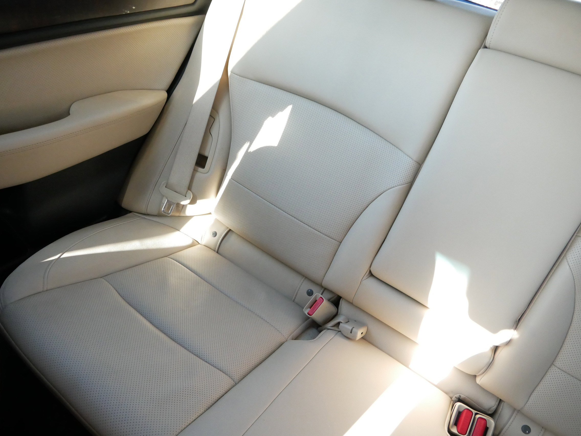 Used 2015 Subaru Outback 2.5i Limited image 12