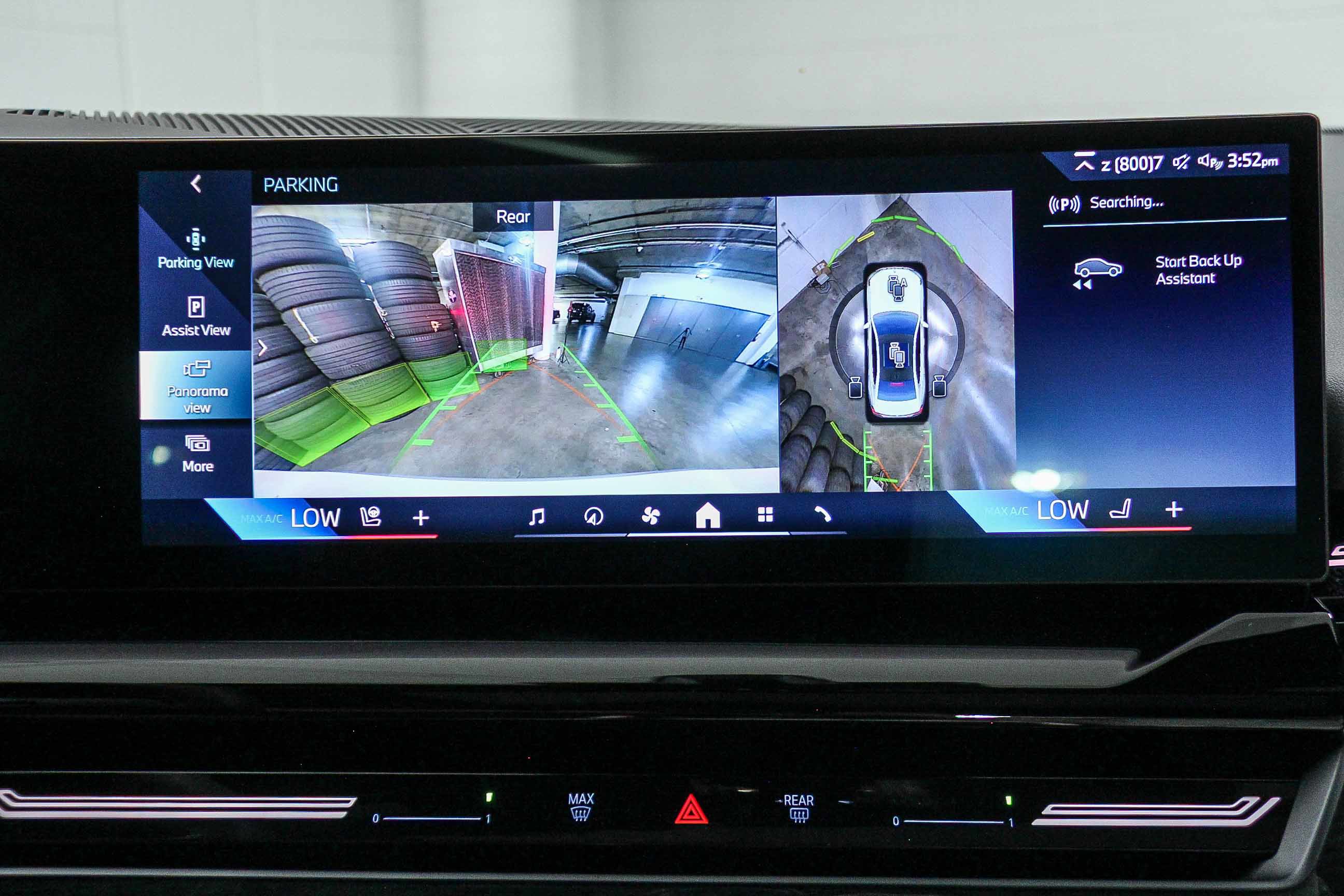 Used 2026 BMW 530i w/ Premium Package image 23