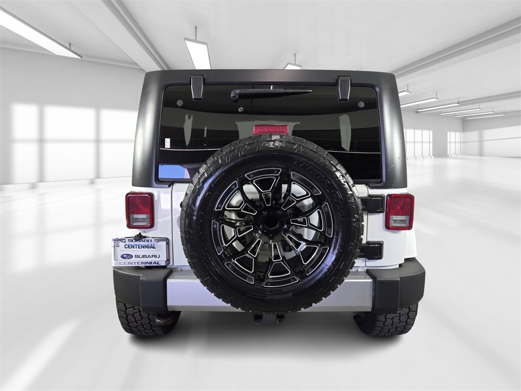 Used 2018 Jeep Wrangler Unlimited Sahara w/ Connectivity Group image 5
