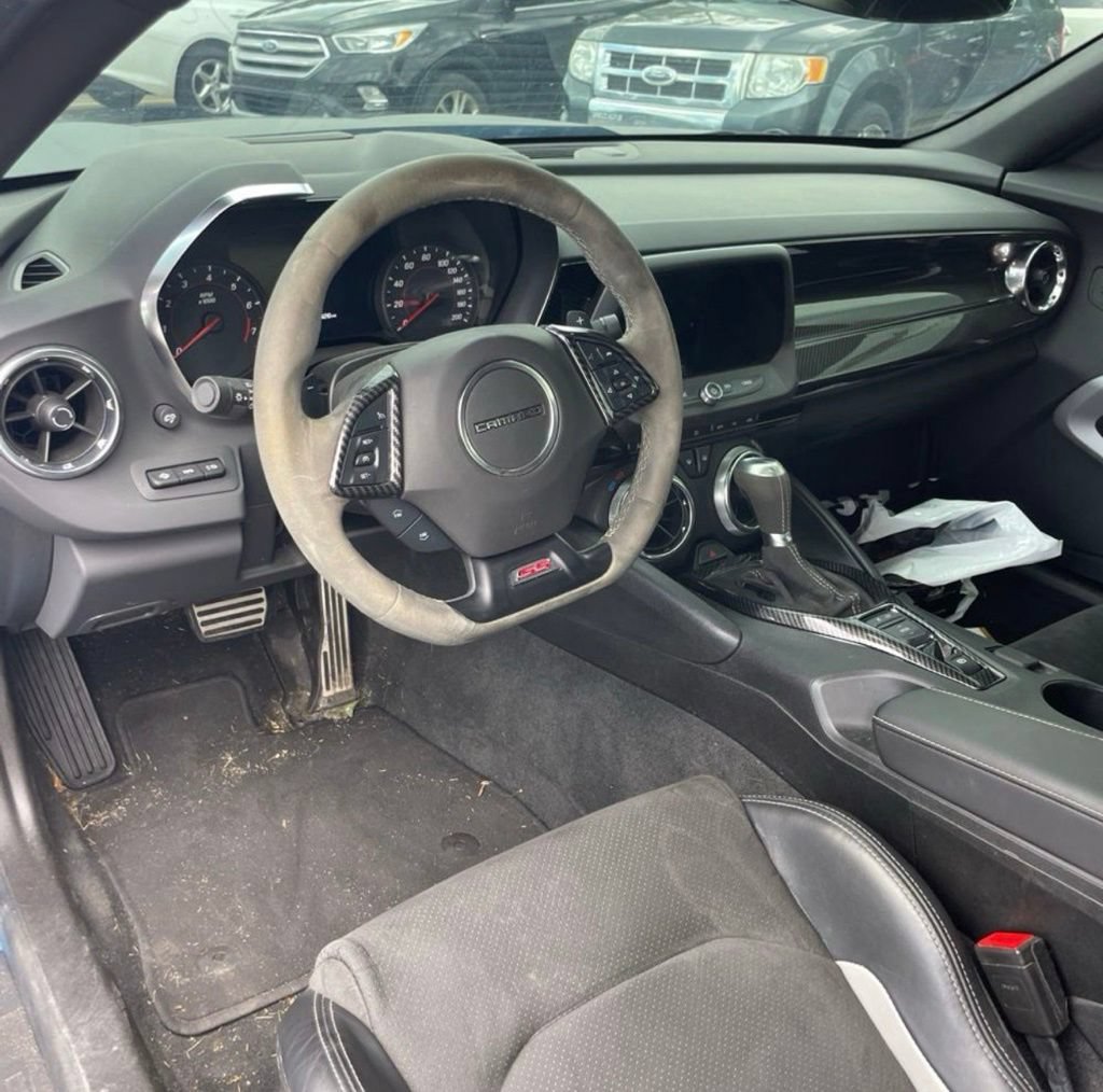 Used 2023 Chevrolet Camaro SS RWD image 21