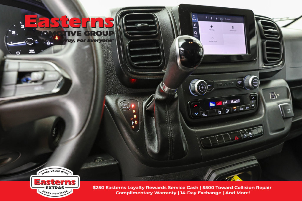 Used 2023 RAM ProMaster 2500 FWD image 14