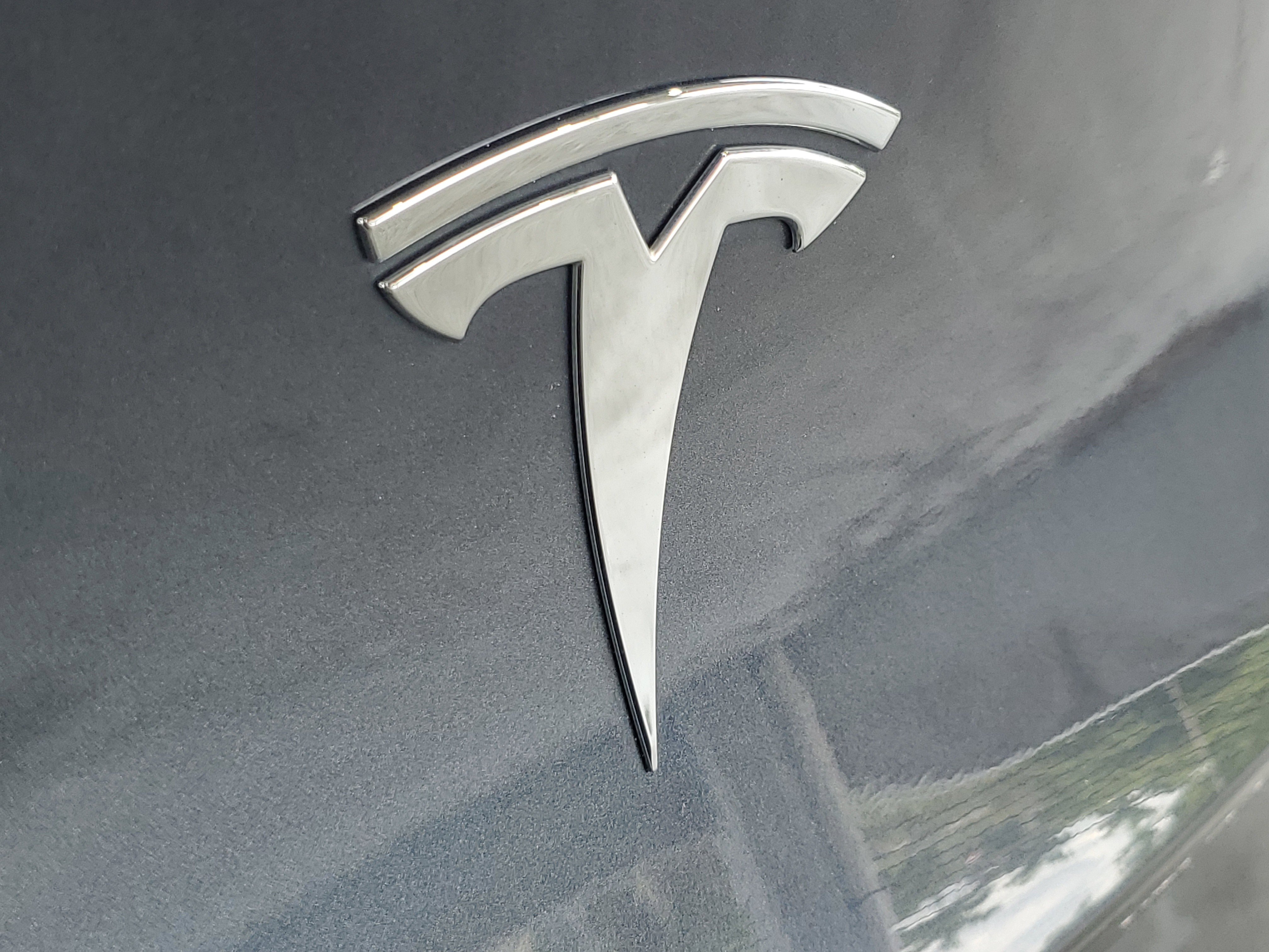 Used 2021 Tesla Model Y Long Range image 5