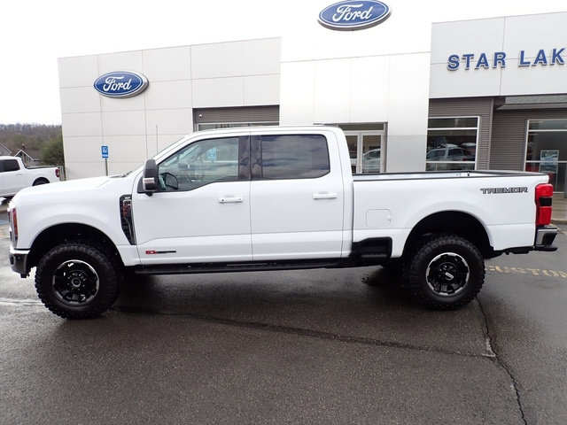 New 2026 Ford F250 XLT w/ XLT Premium Package AWD/4WD image 2