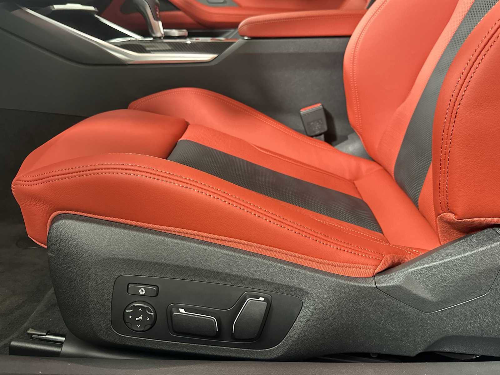 New 2026 BMW M4 xDrive Competition w/ Executive Package image 12