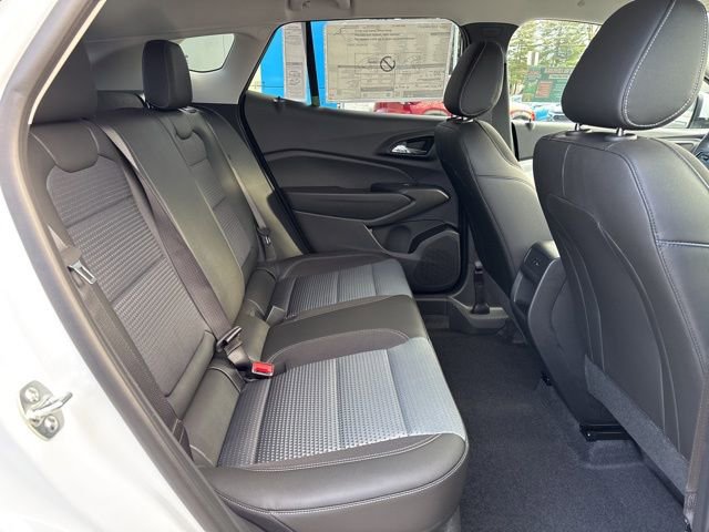 New 2026 Chevrolet Trax LT image 32