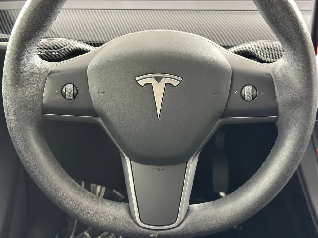 Used 2021 Tesla Model Y Long Range AWD/4WD image 27