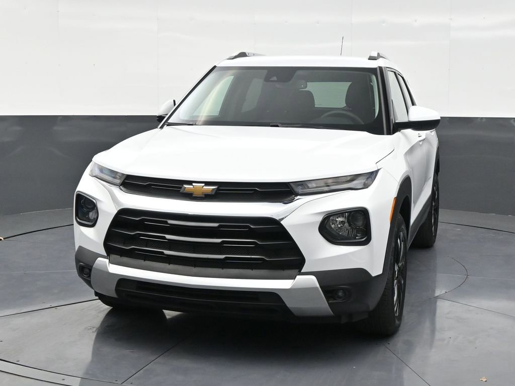 Used 2023 Chevrolet TrailBlazer LT w/ Convenience Package AWD/4WD image 8